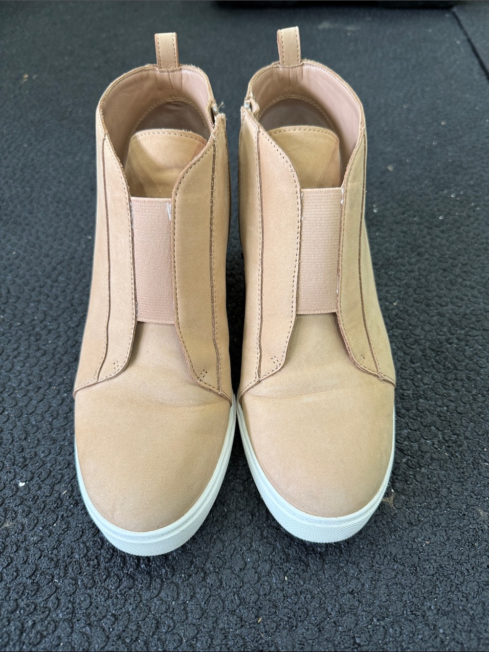 Linea Paolo Felicia Women's Wedge Sneakers Size 8